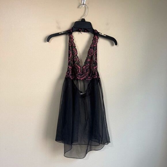 Victoria's secret small halter top - Picture 1 of 4